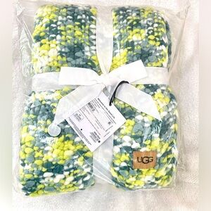 UGG Sylvia shark grey multi blanket throw